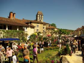 Agenda Dordogne Les Floralies de St Jean de Côle 