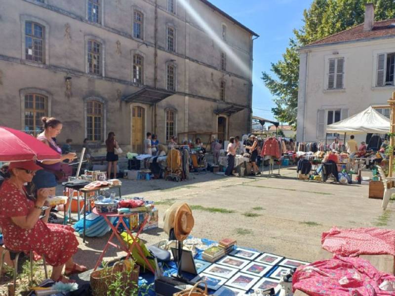 Vide-grenier nocturne 