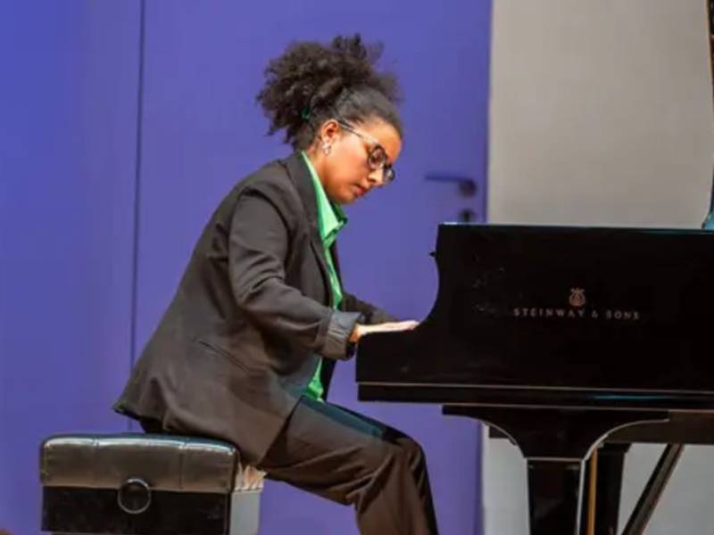 Concert | Mirabelle Kajenjeri