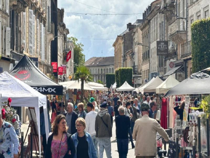 Les Estivales | Braderie des commerçants 