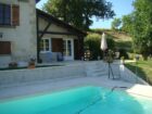 Gîte les combes : piscina