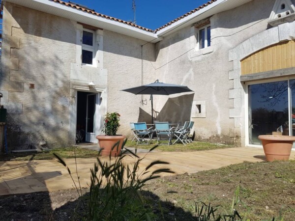 les granges de Sara in dordogna: esterno