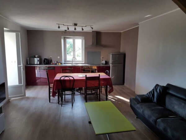 les granges de Sara : cucina / salon