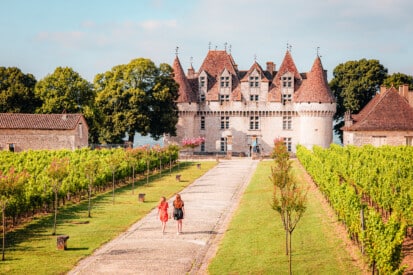 View of the castle shown on the page for Monbazillac