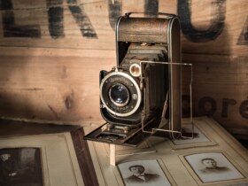 Exposition de Ikuru Kuwajima au musée de Domme :"Chez les Reclus"
